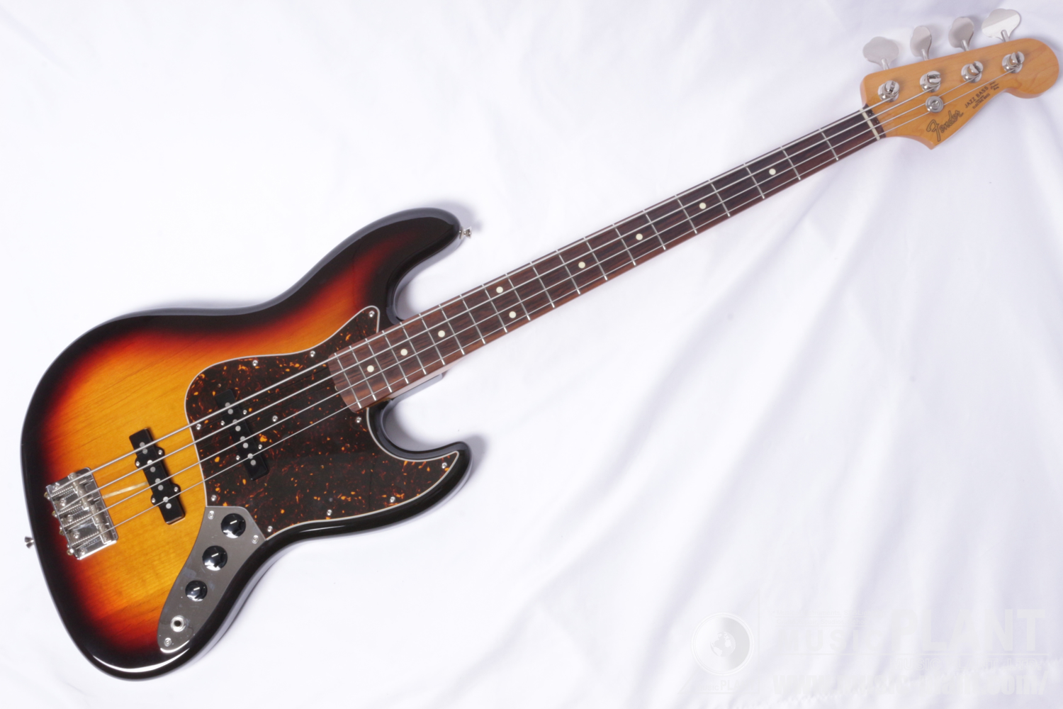 差別発言 Fender JazzBass Special 改造済み ハードケース付