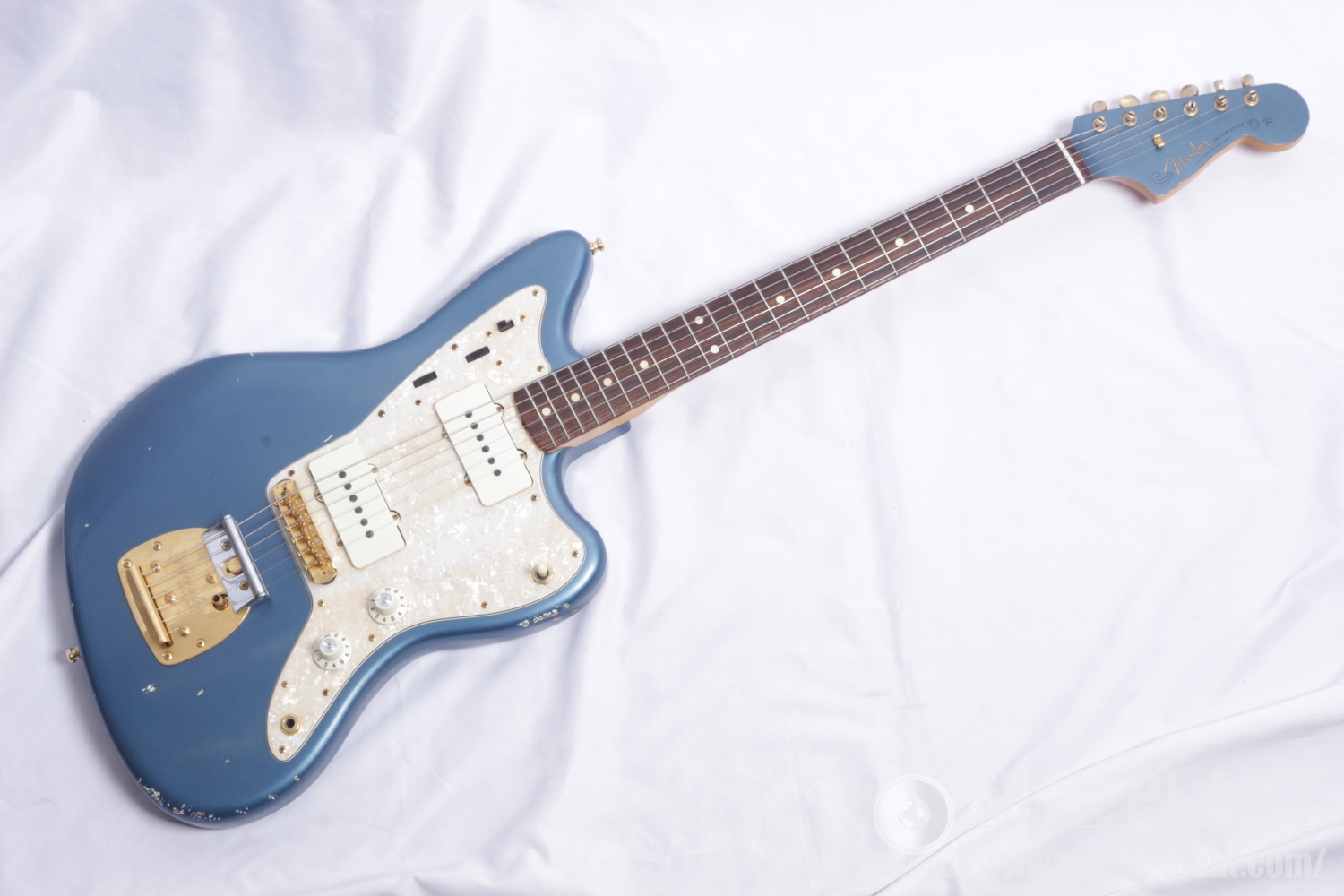 Fender Artistシリーズ エレキギターInoran Road Worn Jazzmaster®, Rosewood  Fingerboard, Lake Placid Blue中古()売却済みです。あしからずご了承ください。 | MUSIC PLANT WEBSHOP