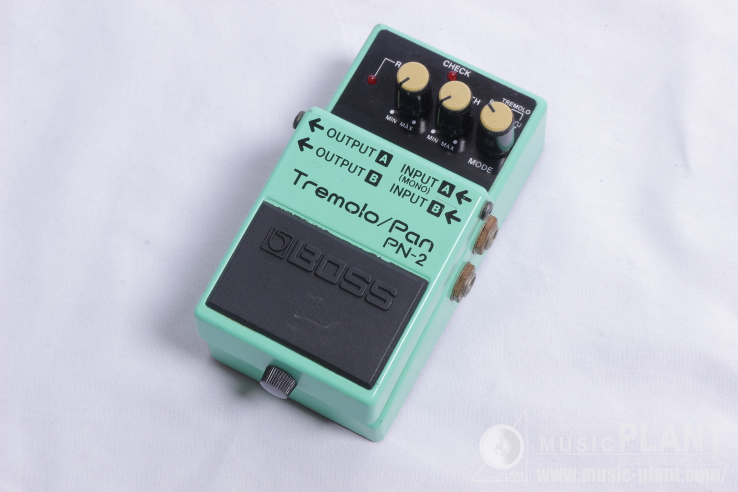 BOSS エフェクター / トレモロ・パンニングPN-2 Tremolo / Pan中古在庫あります! | MUSIC PLANT WEBSHOP