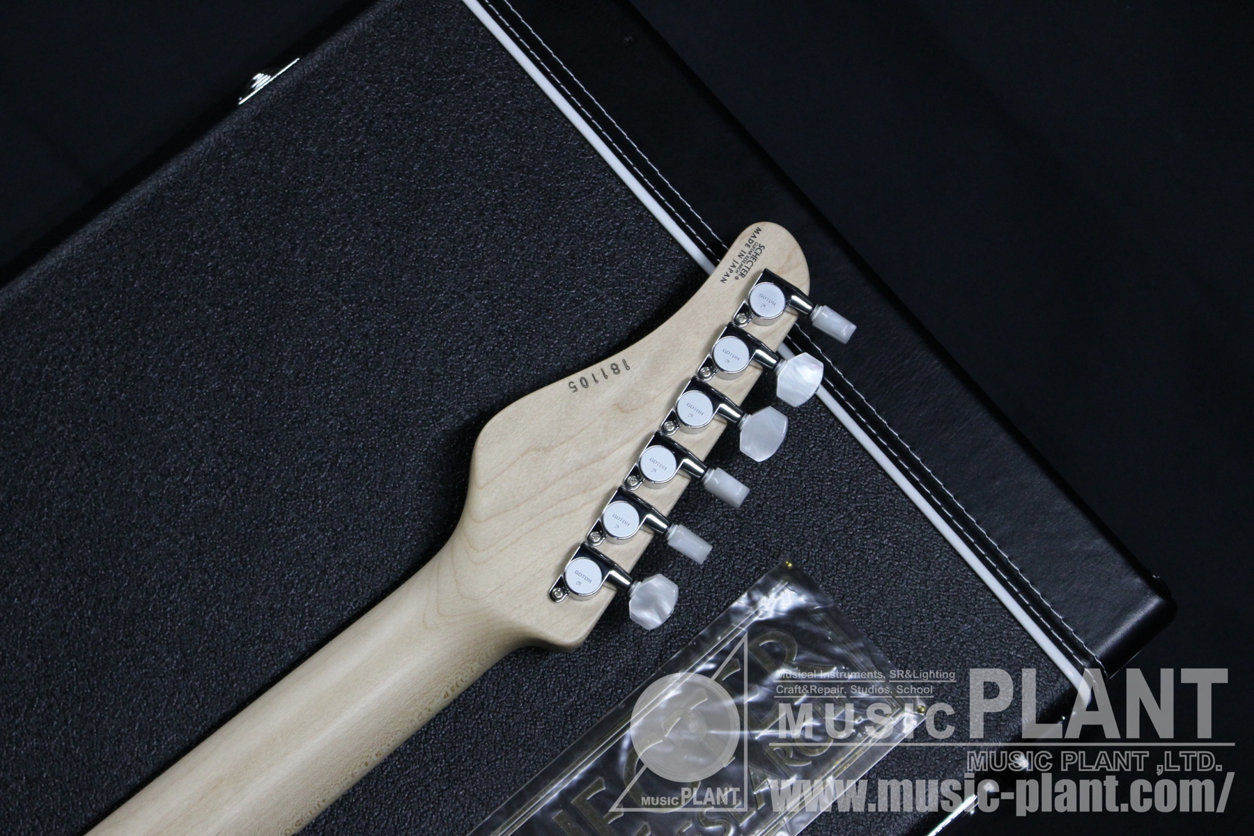 SCHECTER EXCEEDシリーズ エレキギターEX-V-22 CTM/FRT M/M 4A Grade BKTQ Black  Turquoise新品在庫状況をご確認ください | MUSIC PLANT WEBSHOP