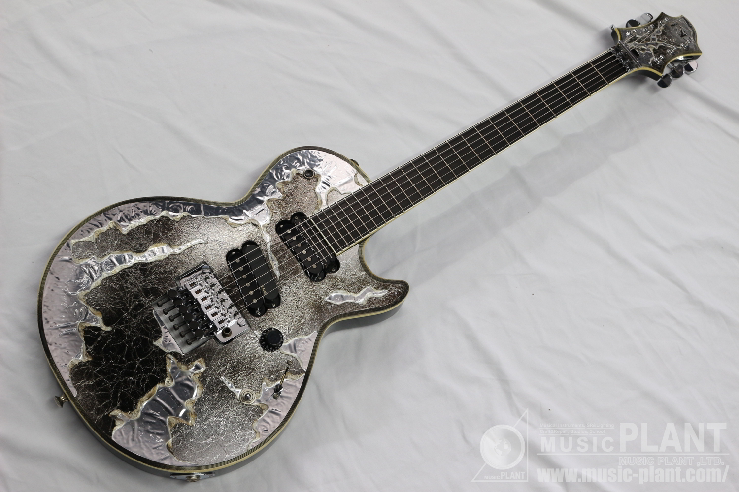 ESP Artistシリーズ エレキギターECLIPSE S-III BRILLIANT -MIXEDMEDIA- LUNA SEA SUGIZO  SIGNATURE中古()売却済みです。あしからずご了承ください。 | MUSIC PLANT WEBSHOP